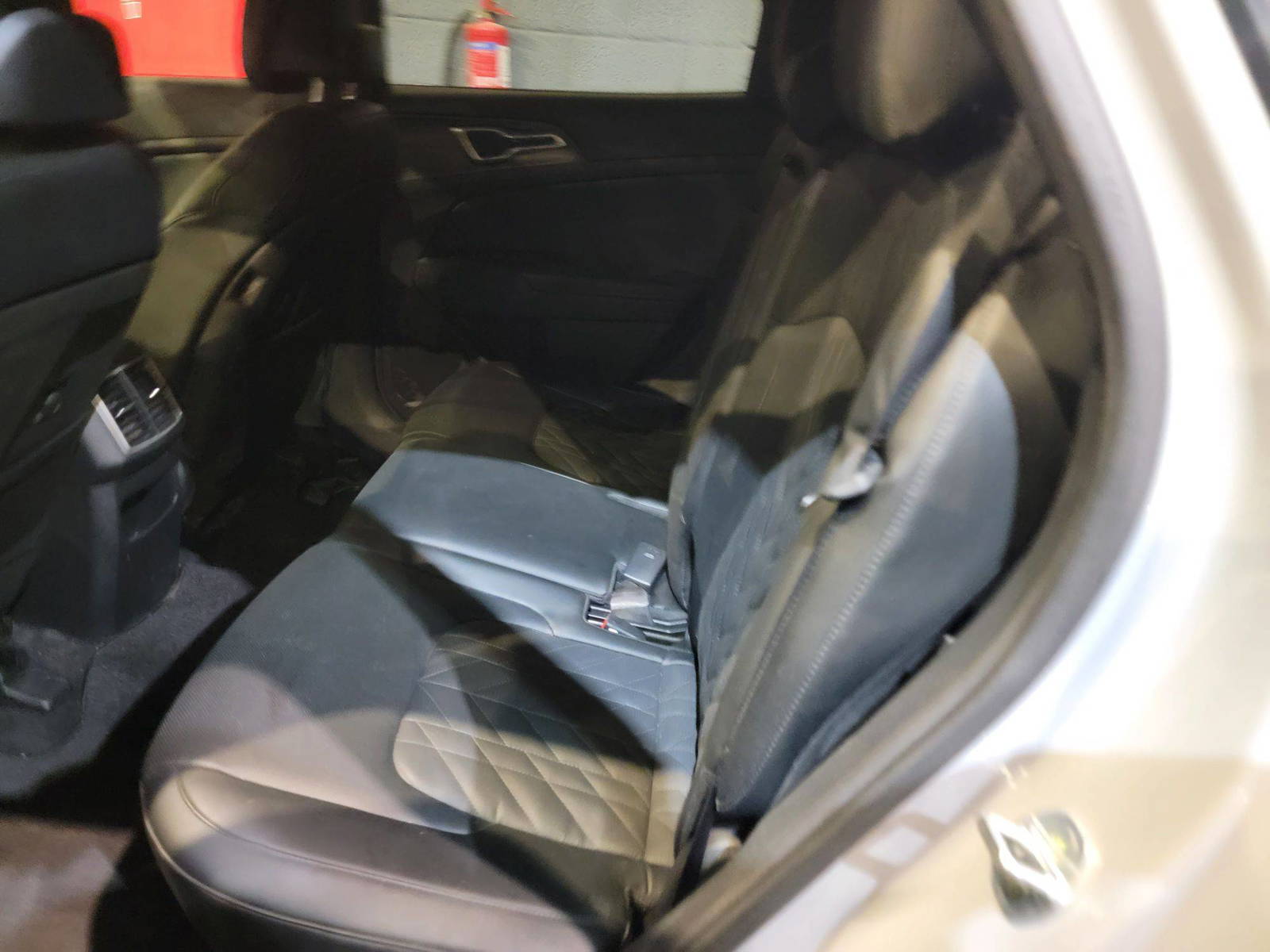 KIA SPORTAGE 2023 - Marhaba Auction Used Cars - Image 9