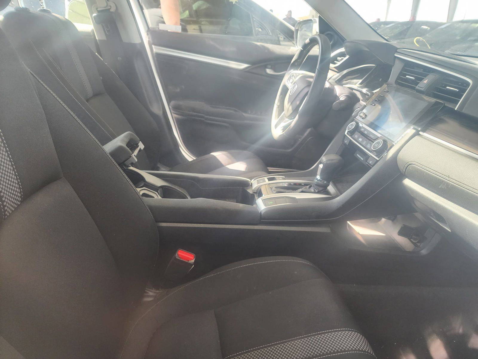2019 HONDA CIVIC — 28861 Miles — Lot 67358113 - Marhaba Auctions Used Cars - Image 8