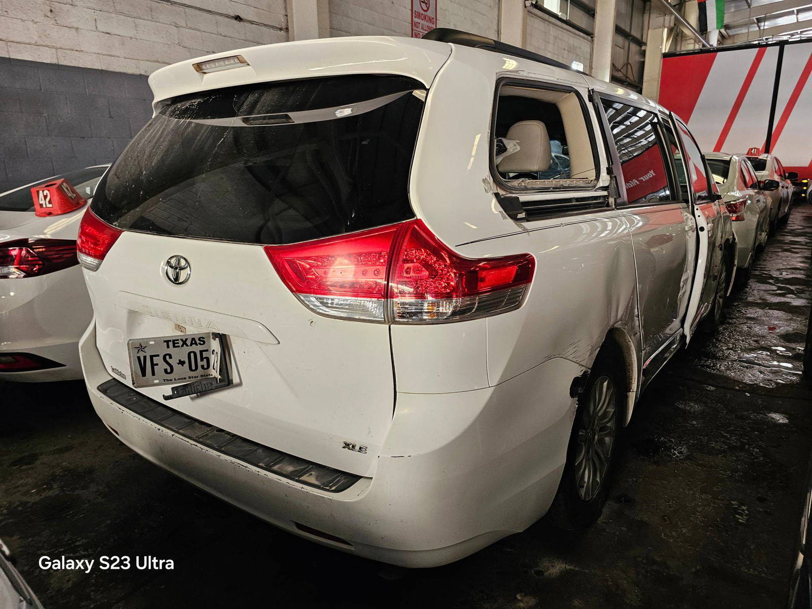 2013 TOYOTA SIENNA — 171225 Miles — Lot 43000526 — Main - Marhaba Auctions Used Cars - Image 3