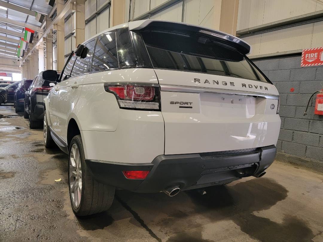2014 LAND ROVER RANGE ROVER SPORT — 67265 Miles — Lot EA353003 — Main - Marhaba Auctions Used Cars - Image 3