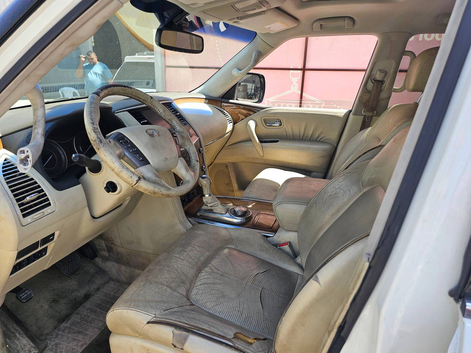 INFINITI QX56 2012 - Marhaba Auction Used Cars - Image 8