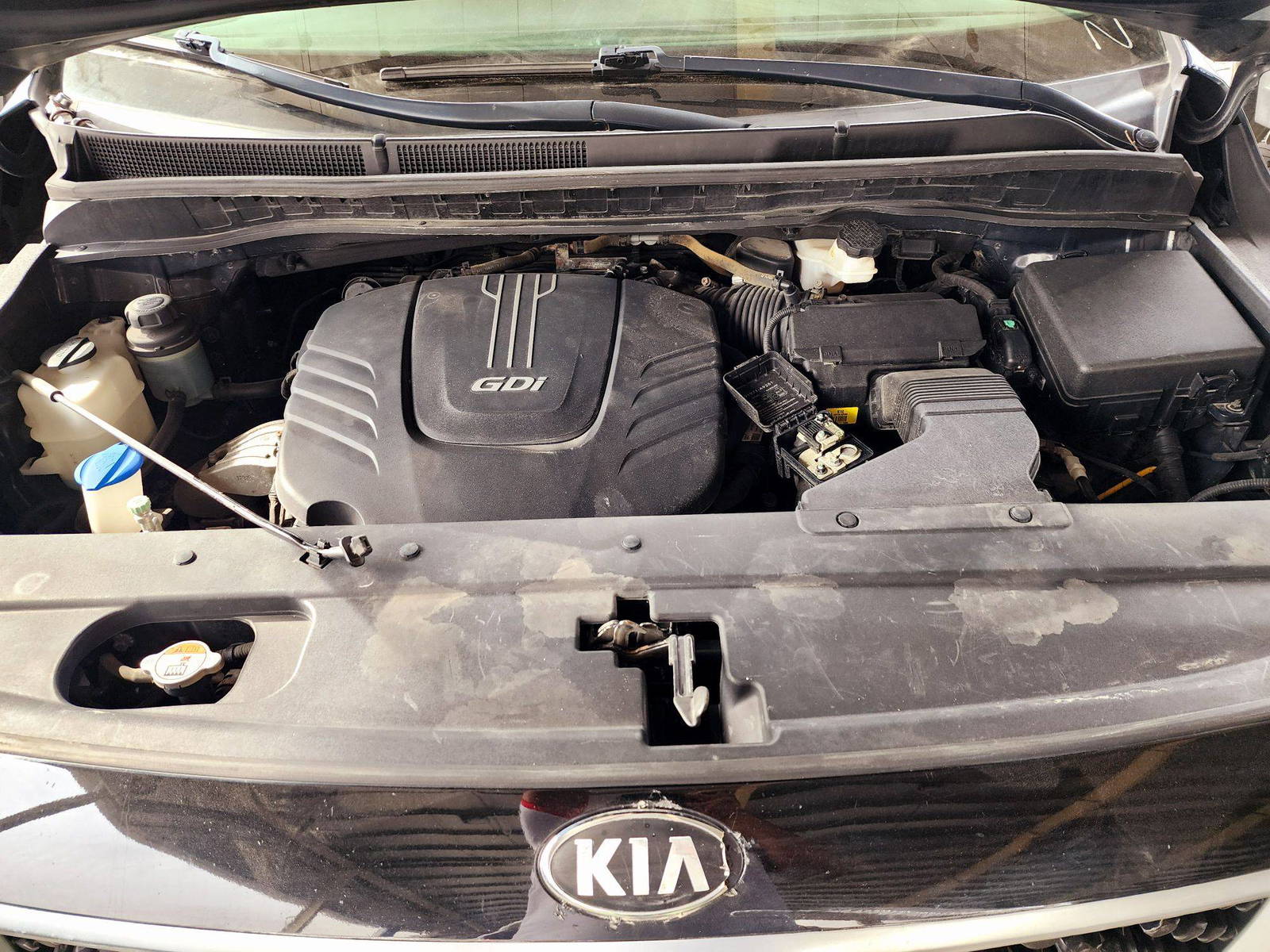 2017 KIA SEDONA — 117234 Miles — Lot 65008294 — Souq - Marhaba Auctions Used Cars - Image 12