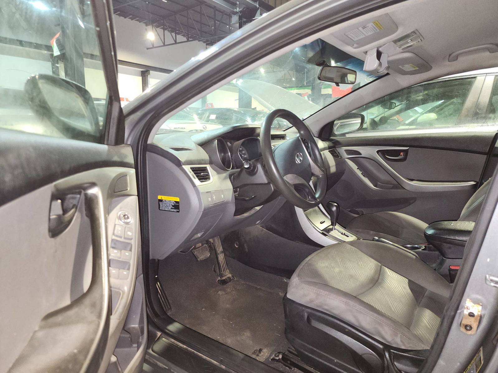 2013 HYUNDAI ELANTRA — 208371 Miles — Lot 42196075 — Al Quoz - Marhaba Auctions Used Cars - Image 9