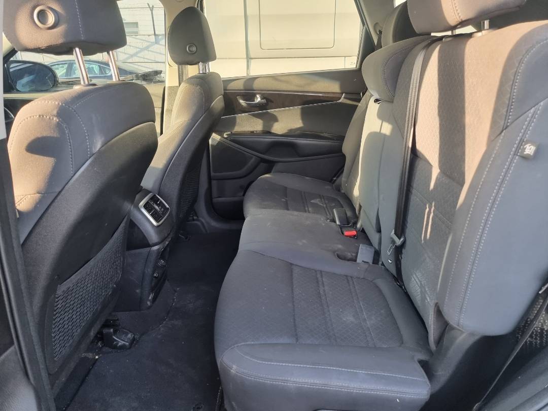 2018 KIA SORENTO — 118303 Miles — Lot 125487 — Main - Marhaba Auctions Used Cars - Image 7