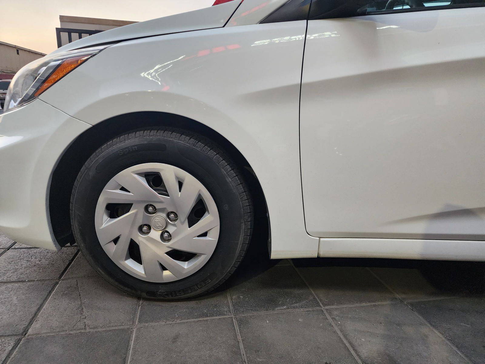 2016 HYUNDAI ACCENT — 140144 Miles — Lot 004054 — Al Quoz - Marhaba Auctions Used Cars - Image 11