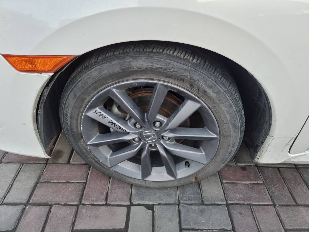 2019 HONDA CIVIC — 136822 Miles — Lot 215478 — Ind. 12 - Marhaba Auctions Used Cars - Image 11