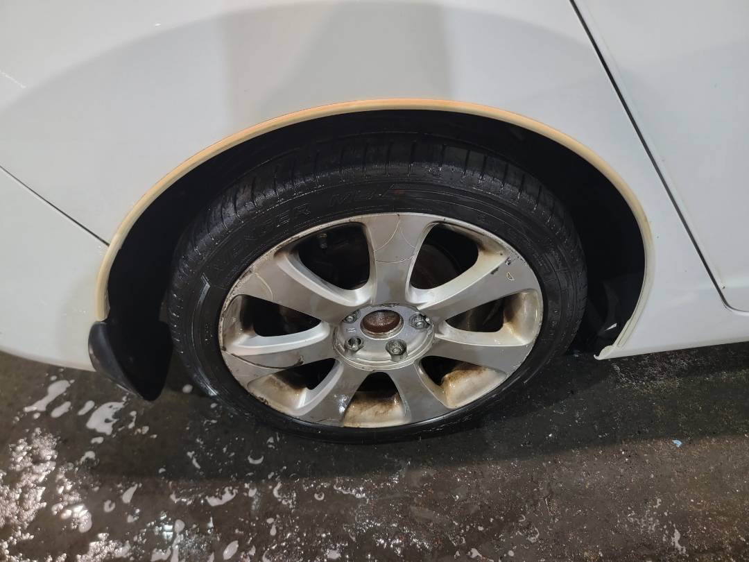 2013 HYUNDAI ELANTRA — 138297 Miles — Lot 71327103 - Marhaba Auctions Used Cars - Image 5