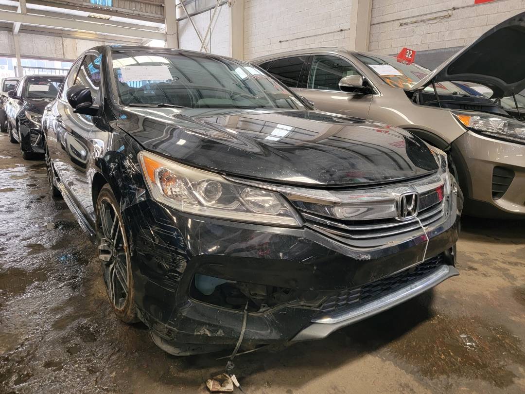 2017 HONDA ACCORD — 172202 Miles — Lot 50HA300887 — Souq - Marhaba Auctions Used Cars - Image 4