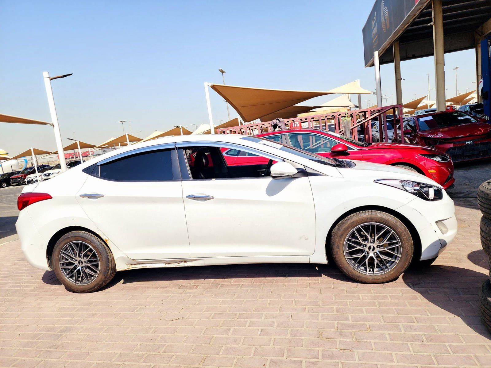2011 HYUNDAI AVANTE — 225759 KM — Lot 134523 — Ind. 12 - Marhaba Auctions Used Cars - Image 4