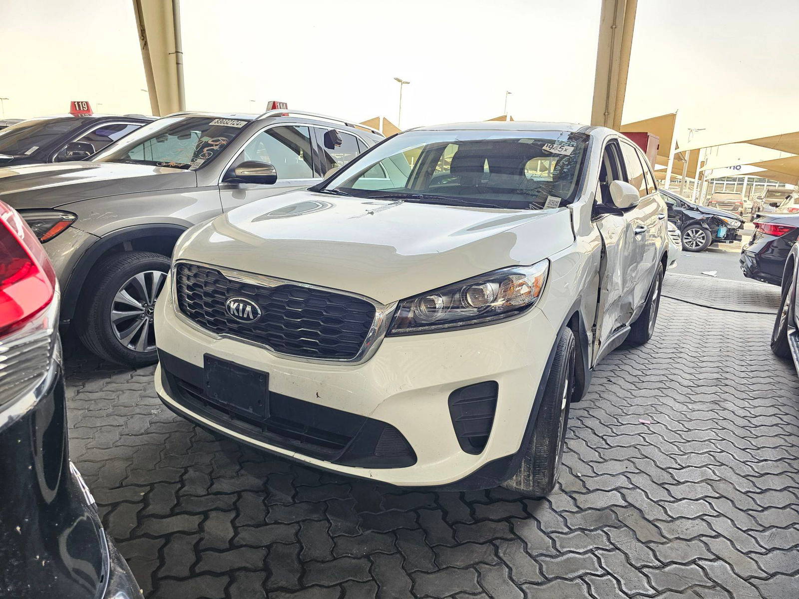 2020 KIA SORENTO — 95612 Miles — Lot 47490945 — Souq - Marhaba Auctions Used Cars - Image 5