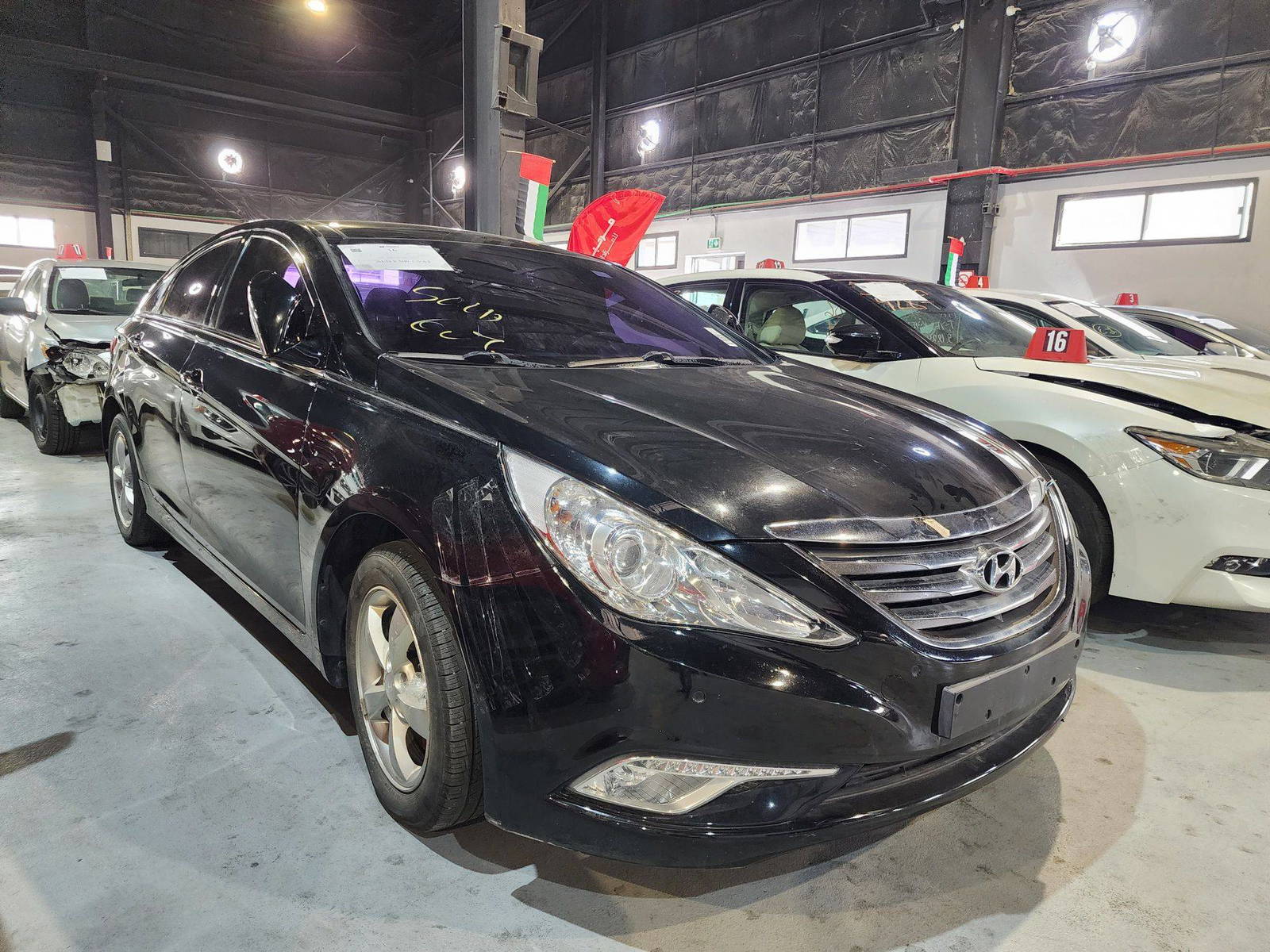 2013 HYUNDAI SONATA — 239884 KM — Lot 532515 — Al Quoz - Marhaba Auctions Used Cars - Image 4