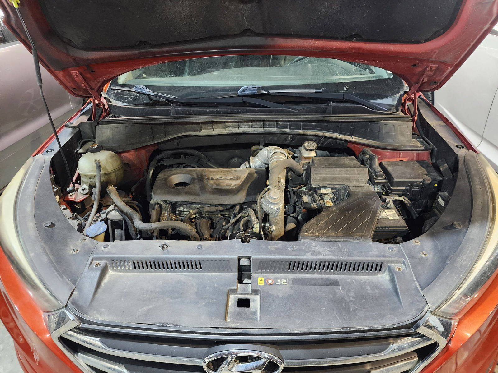 HYUNDAI TUCSON 2016 - Marhaba Auction Used Cars - Image 13