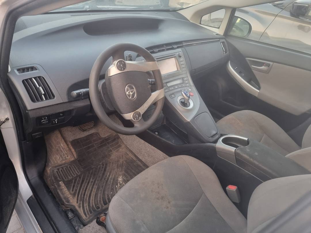 2015 TOYOTA PRIUS — 182139 Miles — Lot 6F0431363 — Ind. 12 - Marhaba Auctions Used Cars - Image 5