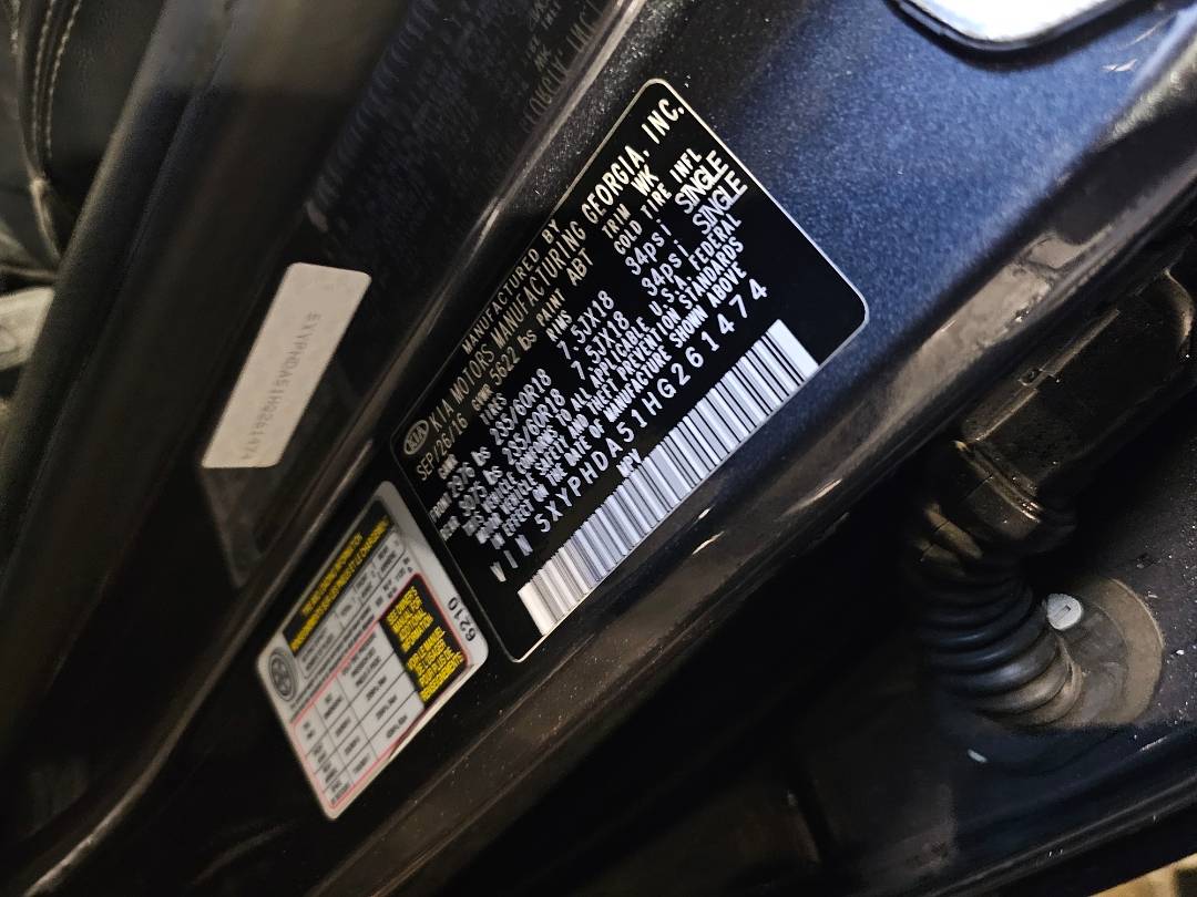 KIA SORENTO 2017 - Marhaba Auction Used Cars - Image 9