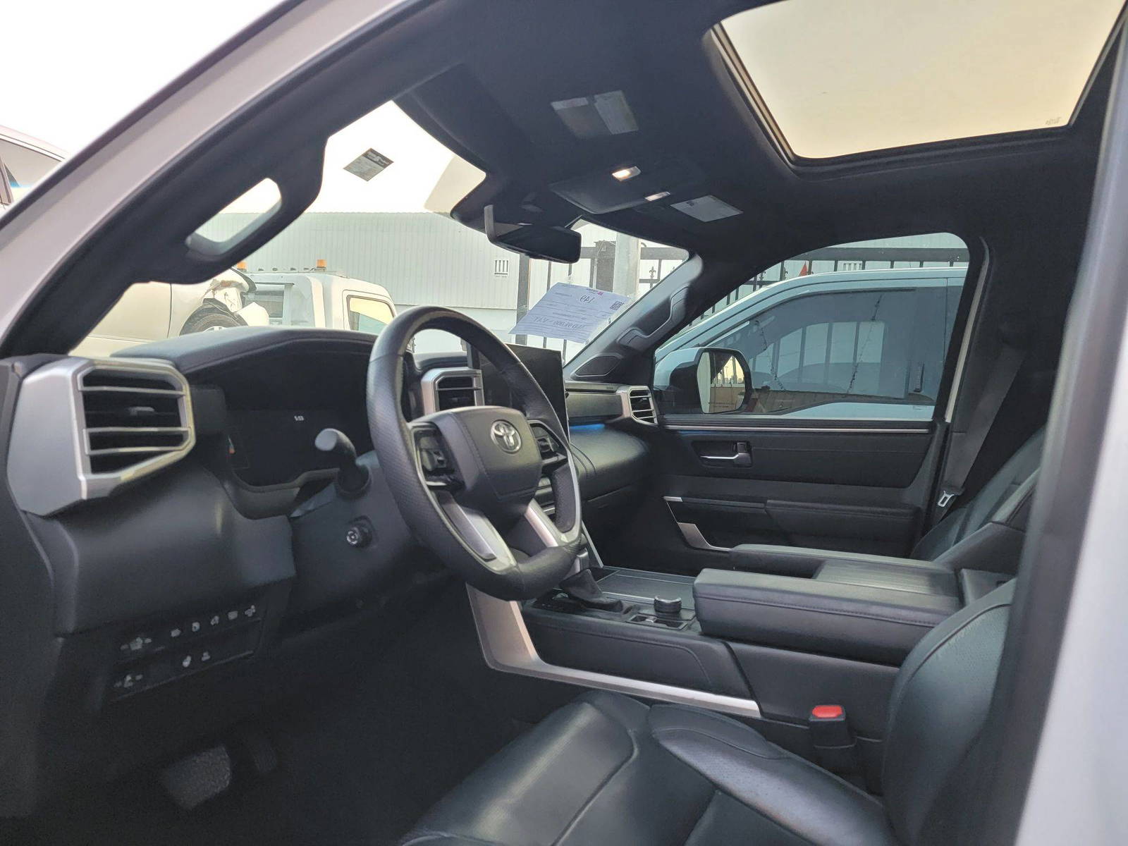 2024 TOYOTA TUNDRA — 60981 KM — Lot RX066966 — Main - Marhaba Auctions Used Cars - Image 10