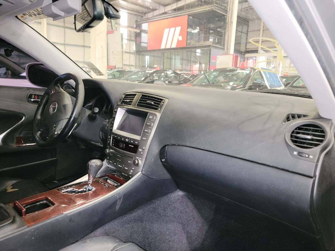 2007 LEXUS IS 250 — 180851 Miles — Lot 41132304 — Main - Marhaba Auctions Used Cars - Image 9