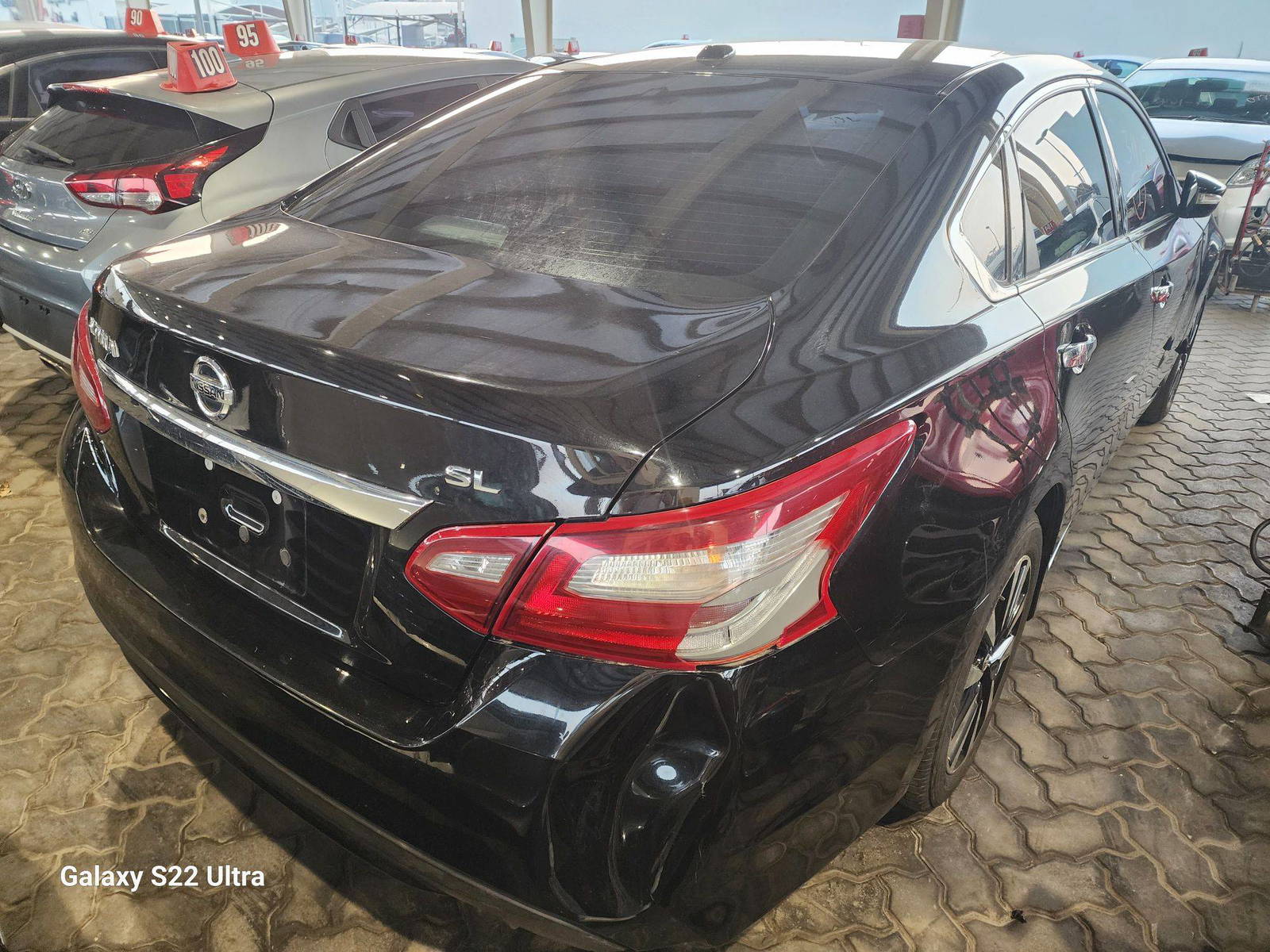 2018 NISSAN ALTIMA — 129616 Miles — Lot 37831175 - Marhaba Auctions Used Cars - Image 4