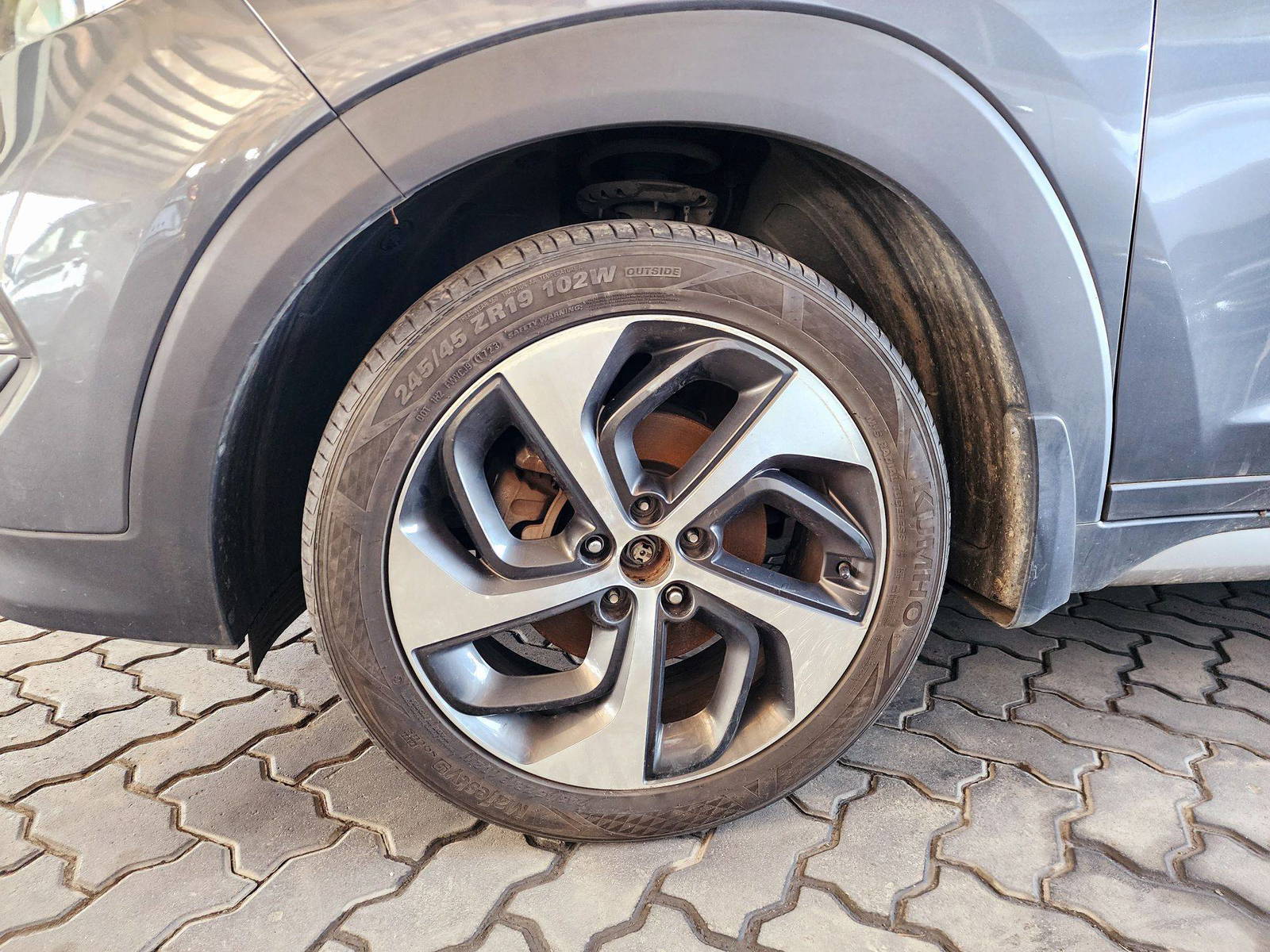 2017 HYUNDAI TUCSON — 144205 Miles — Lot 42513335 — Souq - Marhaba Auctions Used Cars - Image 10