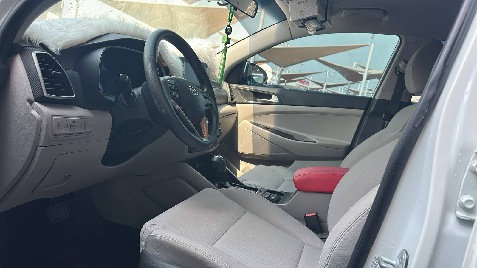 2019 HYUNDAI TUCSON — 139751 Miles — Lot 887596 — Souq - Marhaba Auctions Used Cars - Image 8