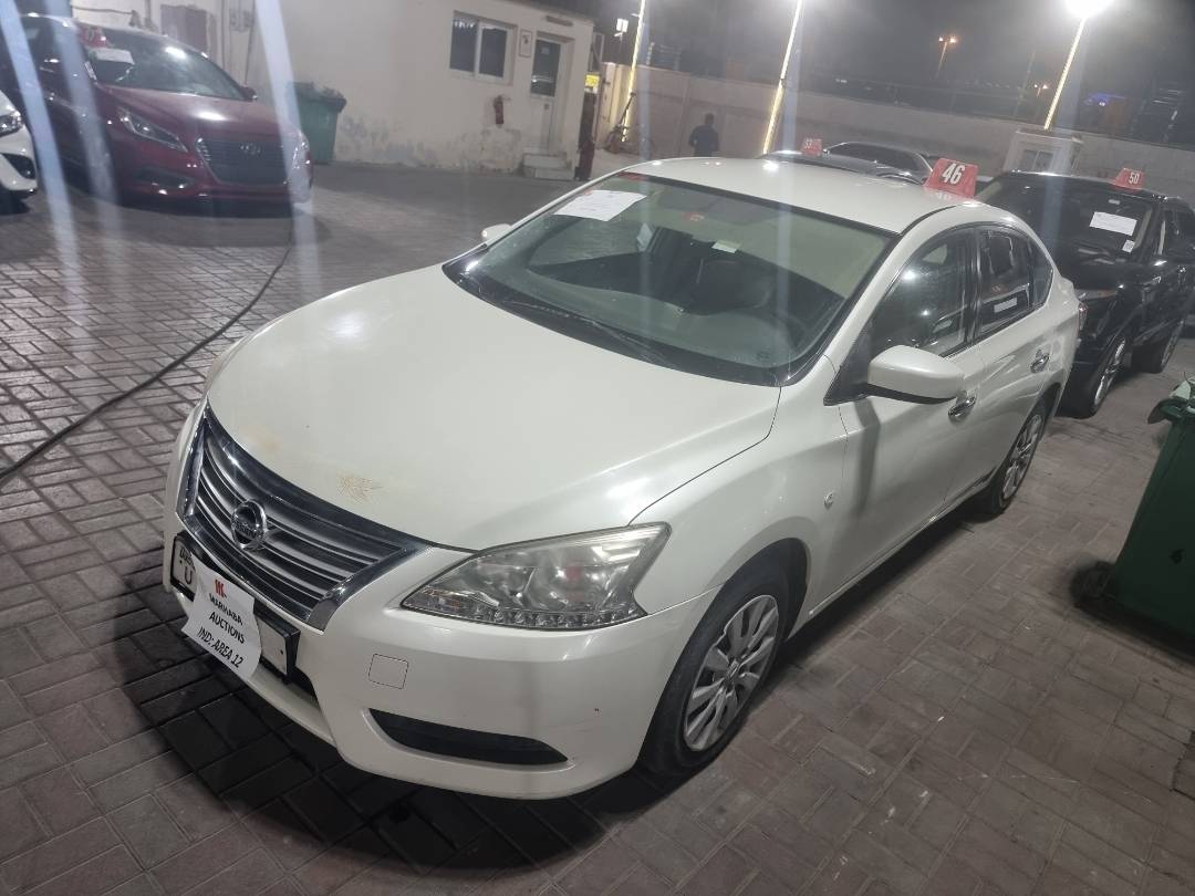 Nissan Sentra 2020 view 2