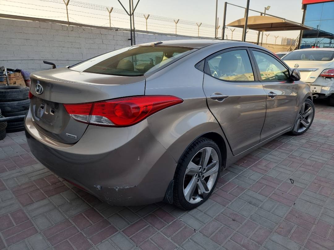2013 HYUNDAI ELANTRA — 208236 Miles — Lot 125487 — Main - Marhaba Auctions Used Cars - Image 4