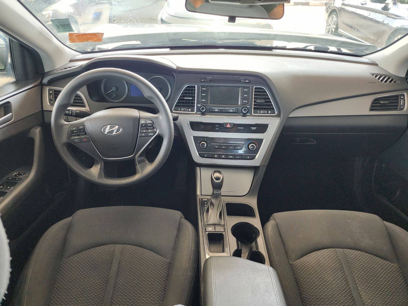 2017 HYUNDAI SONATA — 179875 KM — Lot 94941 — Souq - Marhaba Auctions Used Cars - Image 7