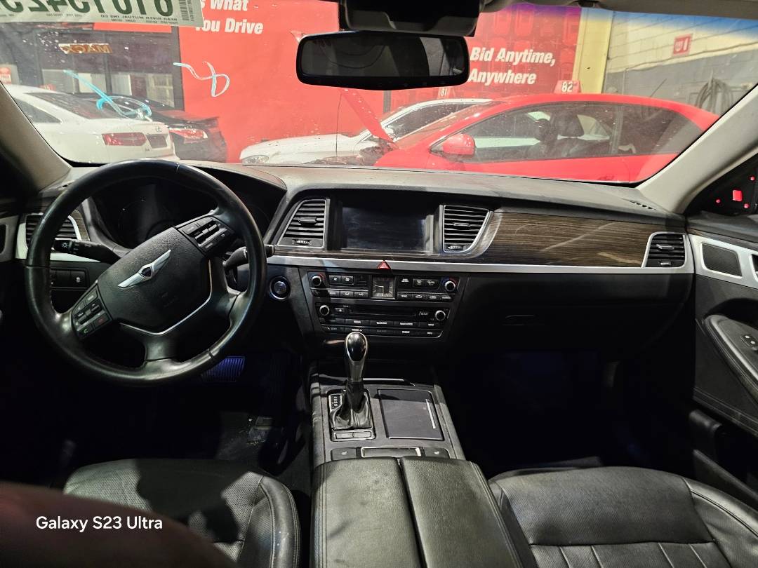 2015 HYUNDAI GENESIS — 138311 Miles — Lot U069660 — Main - Marhaba Auctions Used Cars - Image 8