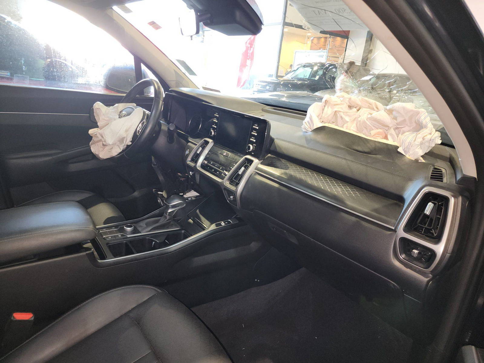 2021 KIA SORENTO — 32901 Miles — Lot 31594 — Al Quoz - Marhaba Auctions Used Cars - Image 7