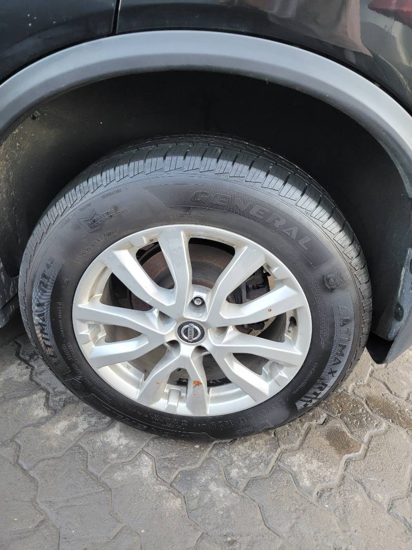 2018 NISSAN ROGUE — 93023 Miles — Lot 38480475 — Main - Marhaba Auctions Used Cars - Image 9