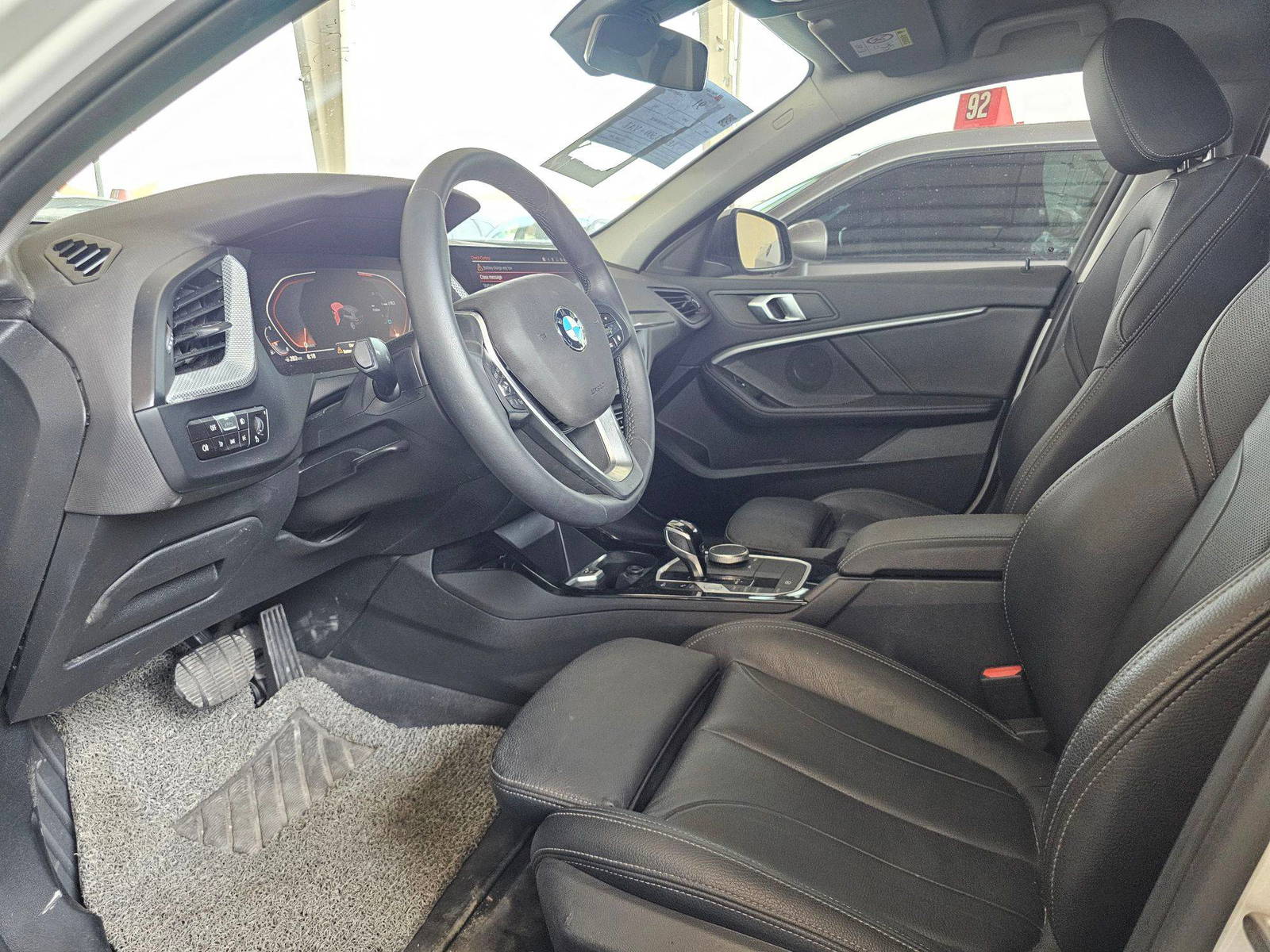 2022 BMW 120i — 13805 KM — Lot 7107N7K18610 — Souq - Marhaba Auctions Used Cars - Image 8