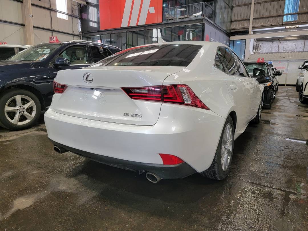 2014 LEXUS IS 250 — 134761 Miles — Lot 9E5019485 — Main - Marhaba Auctions Used Cars - Image 4