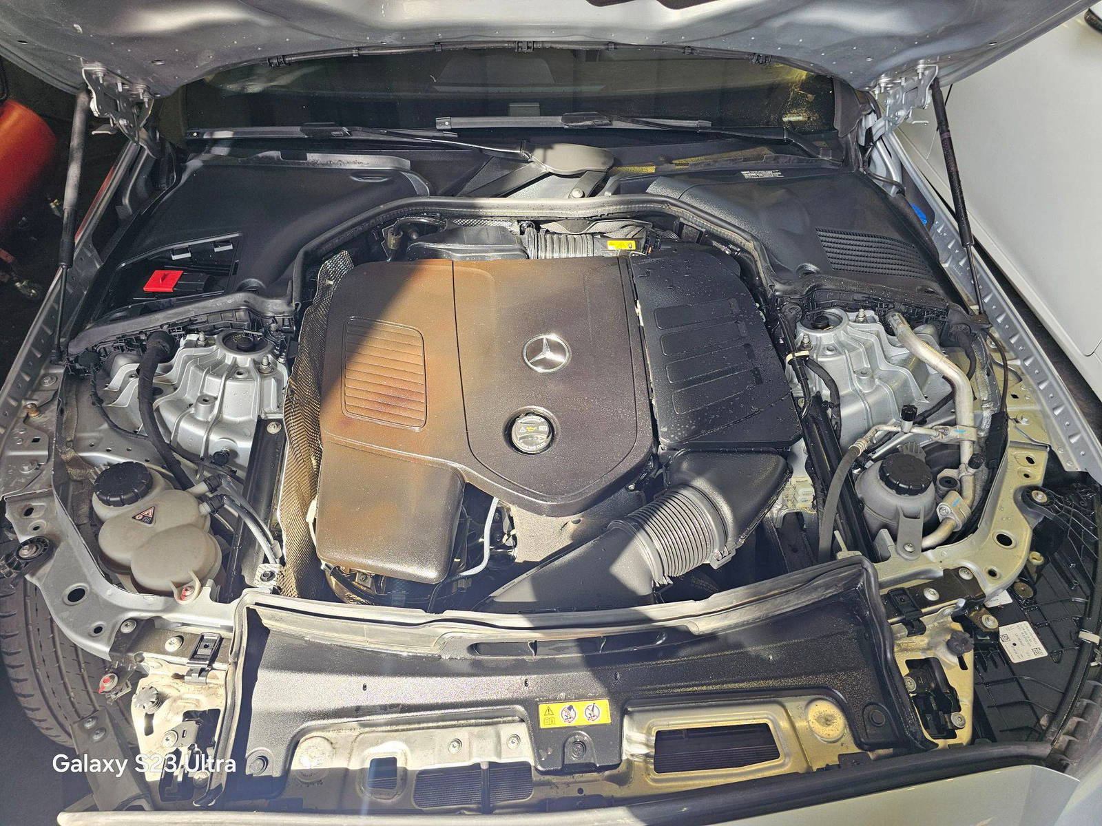 MERCEDES BENZ C300 2023 - Marhaba Auction Used Cars - Image 13