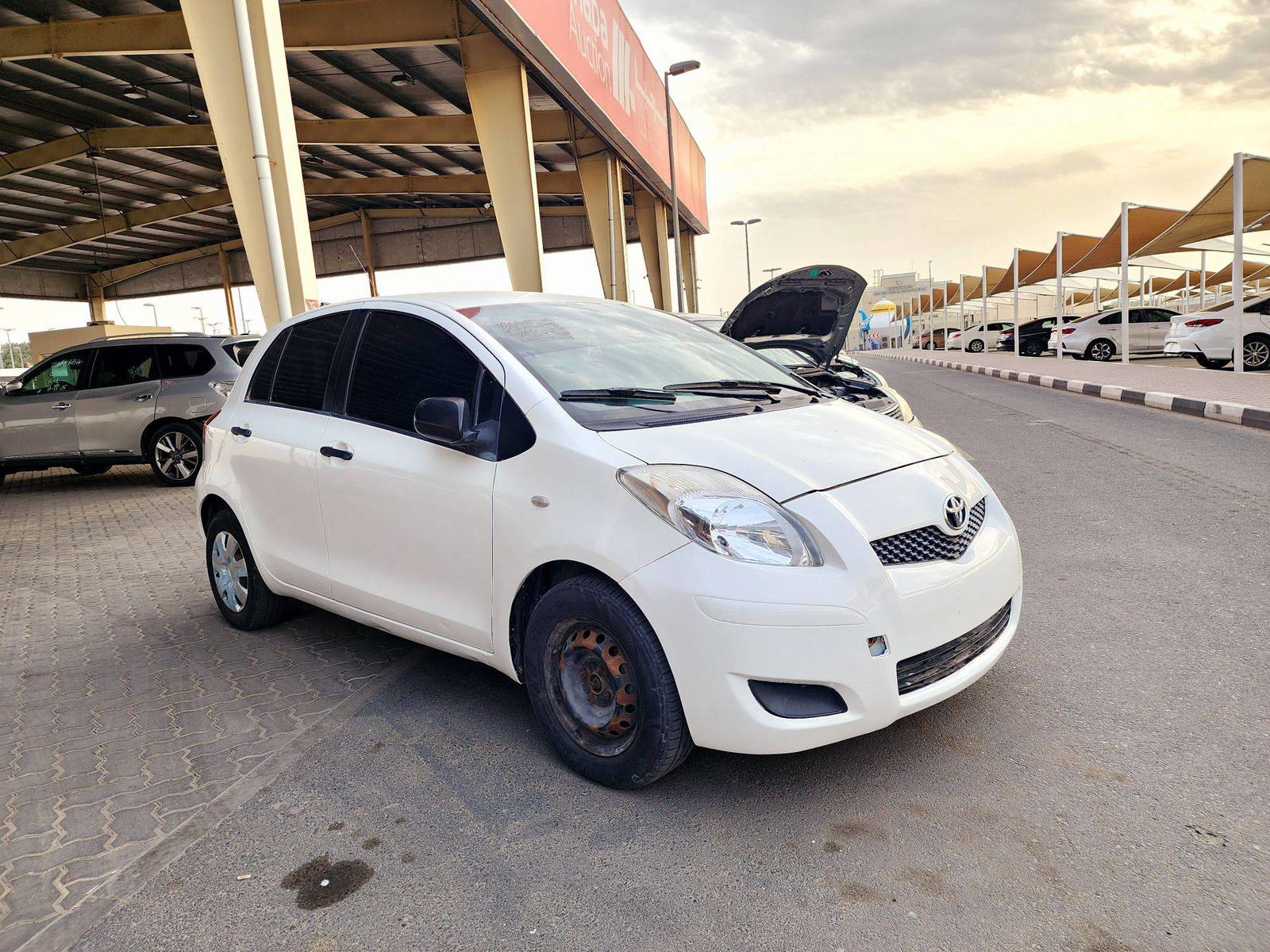2009 TOYOTA YARIS — 379455 KM — Lot 95123242 — Souq - Marhaba Auctions Used Cars - Image 3