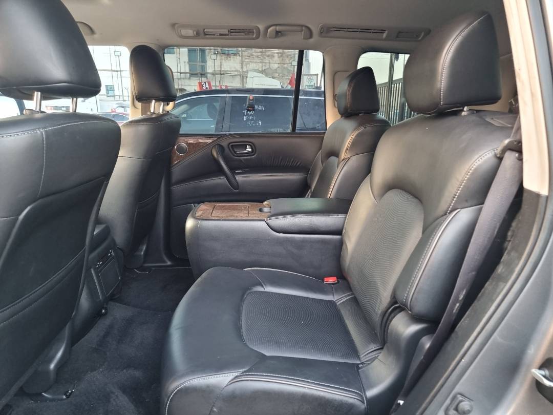 2017 INFINITI QX80 — 113669 Miles — Lot 1235487 — Souq - Marhaba Auctions Used Cars - Image 7