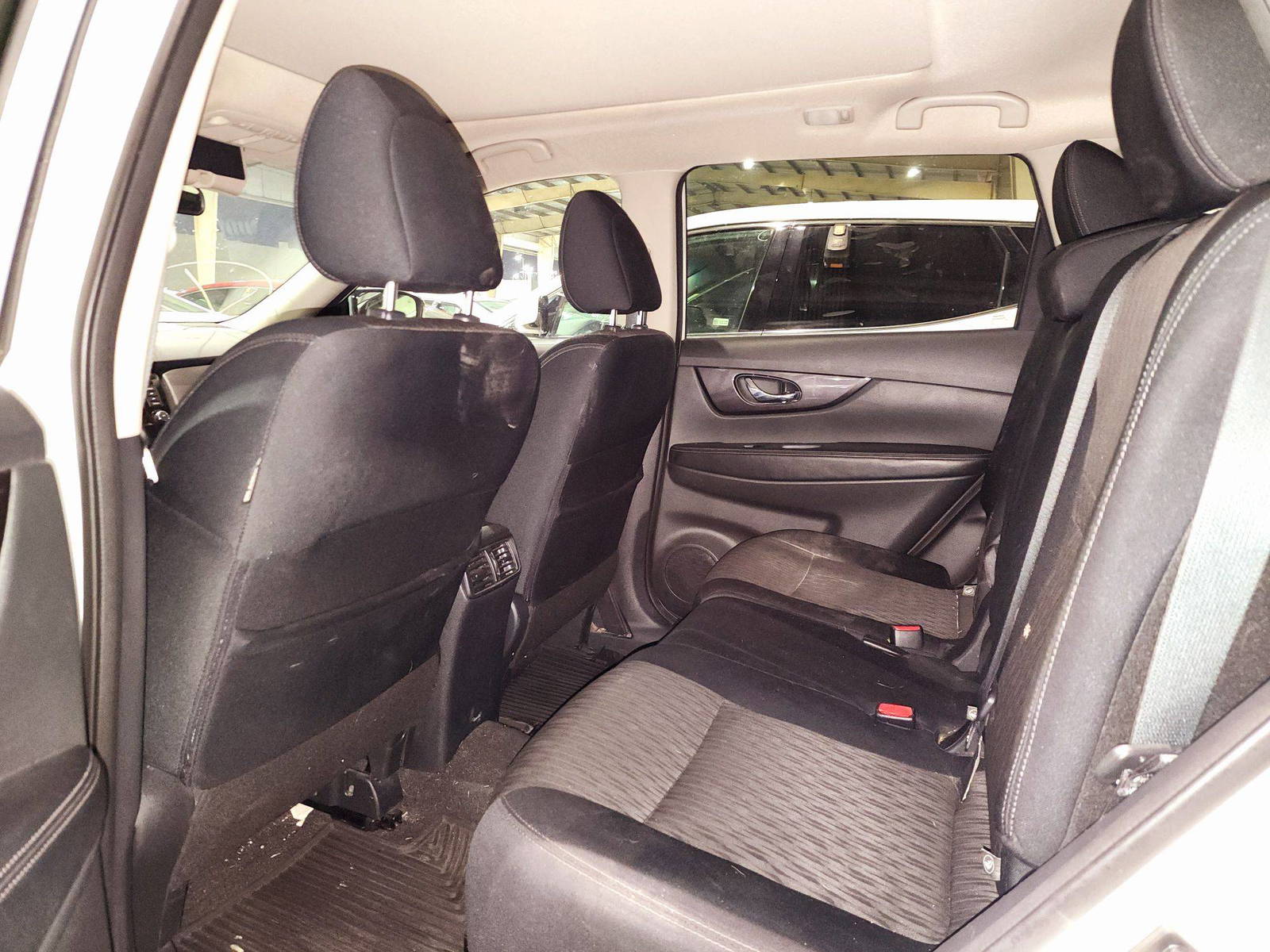 2018 NISSAN ROGUE — 132829 Miles — Lot T8JC815845 — Souq - Marhaba Auctions Used Cars - Image 6