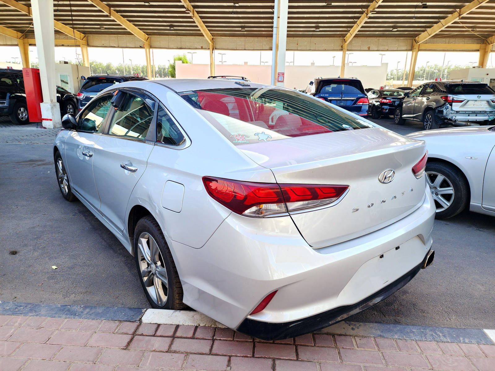 2018 HYUNDAI SONATA — 143006 Miles — Lot 1338146 — Main - Marhaba Auctions Used Cars - Image 4