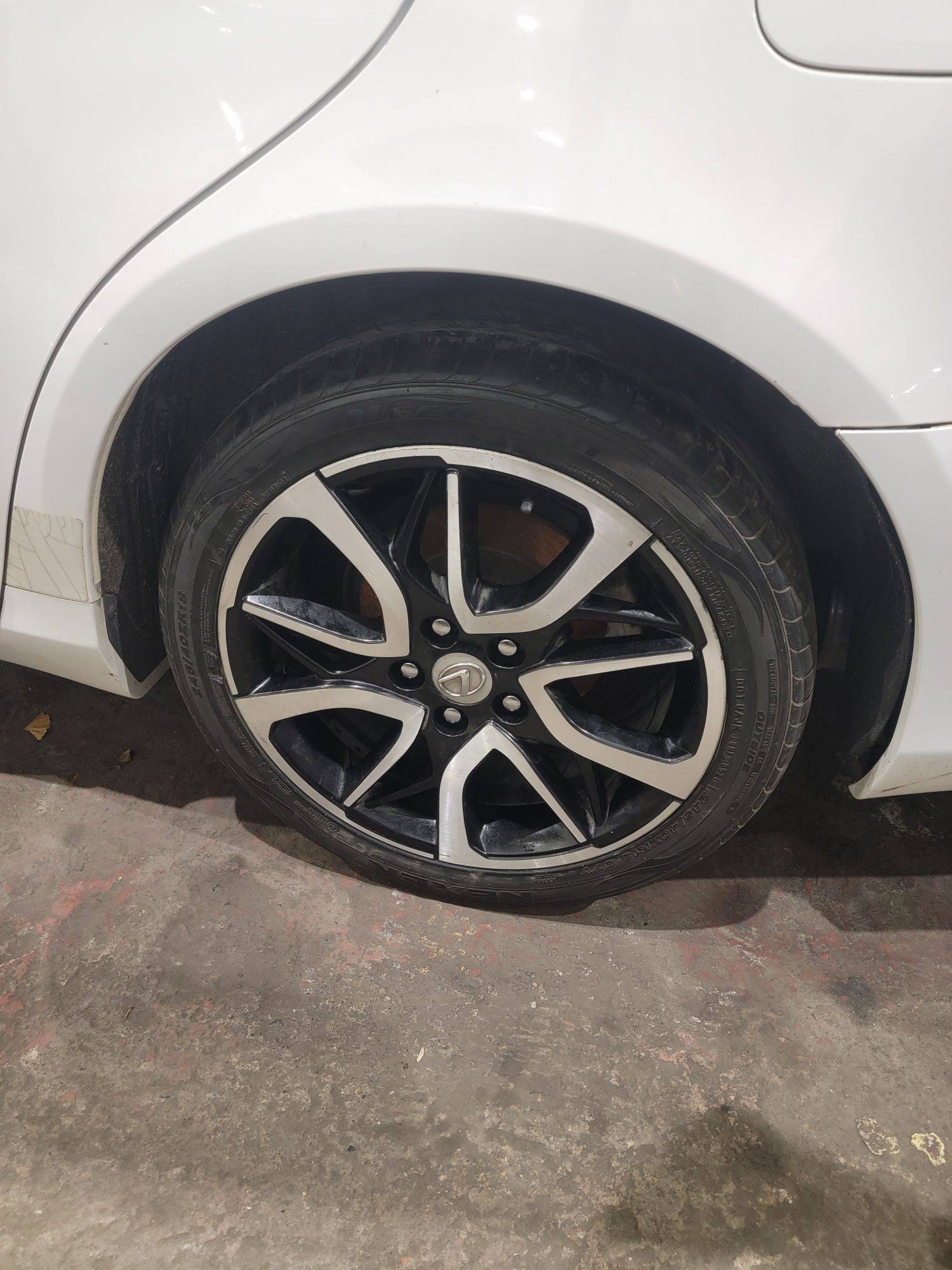 LEXUS ES 350 2011 - Marhaba Auction Used Cars - Image 7