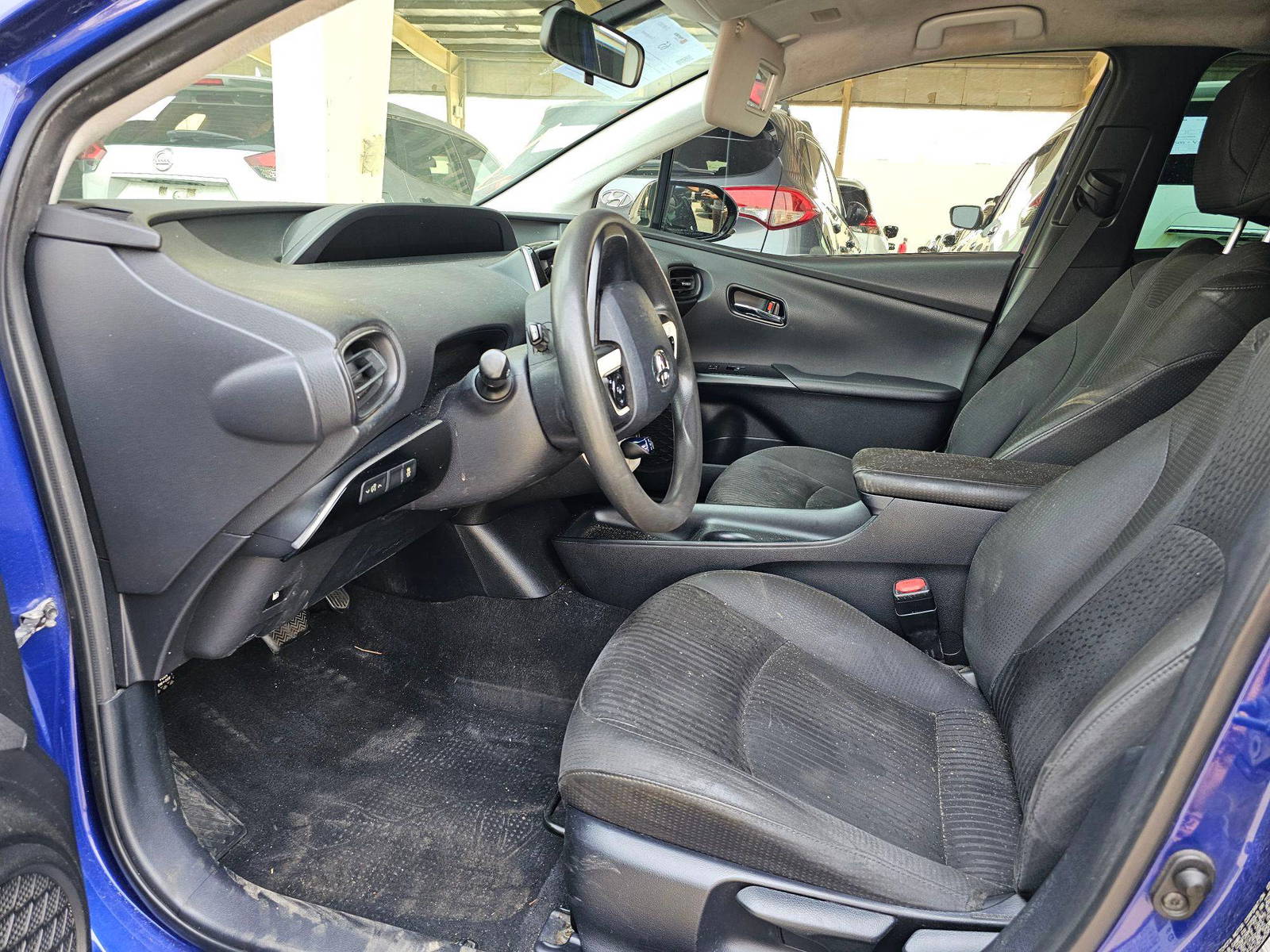 2016 TOYOTA PRIUS — 287777 Miles — Lot G3526095 — Souq - Marhaba Auctions Used Cars - Image 8
