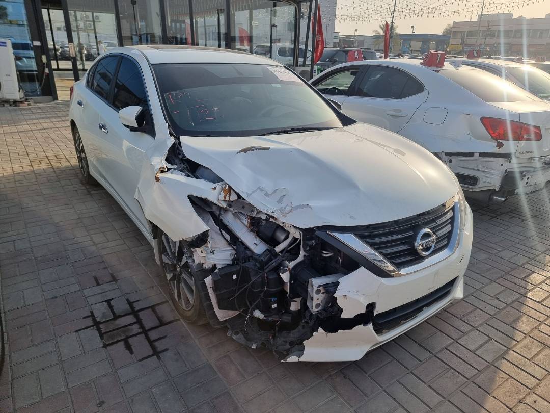2016 NISSAN ALTIMA — 150876 Miles — Lot C228007 — Ind. 12 - Marhaba Auctions Used Cars - Image 4