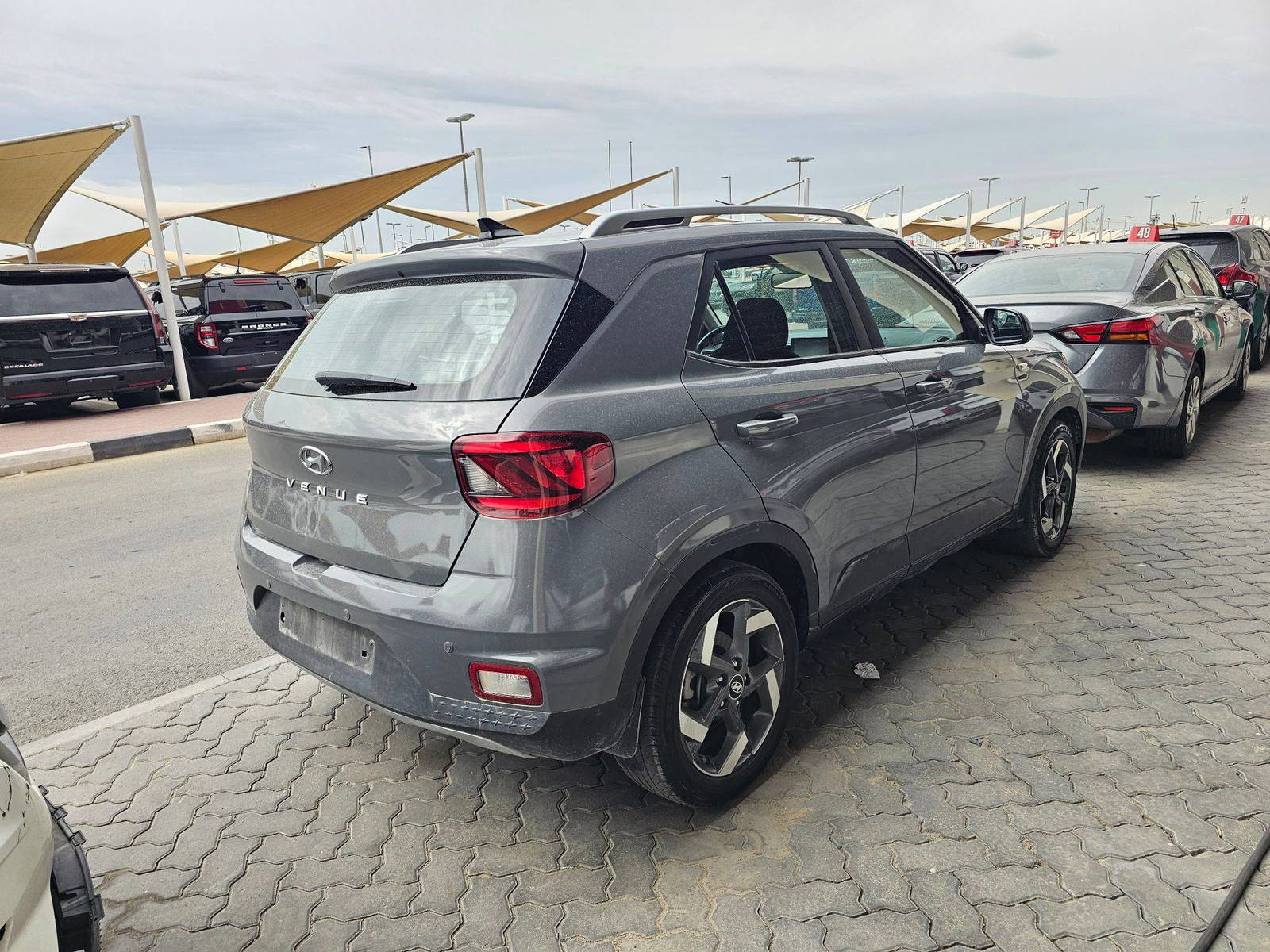 HYUNDAI VENUE SEL 2022 - Marhaba Auction Used Cars - Image 3