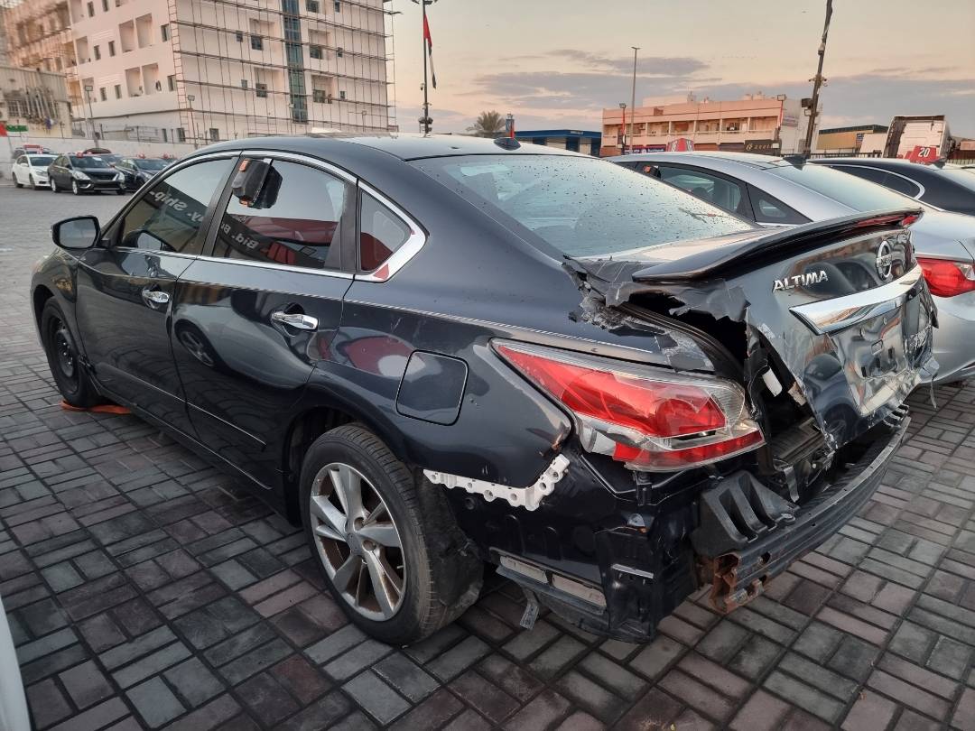 2015 NISSAN ALTIMA — 182422 Miles — Lot 40431437 — Main - Marhaba Auctions Used Cars - Image 5