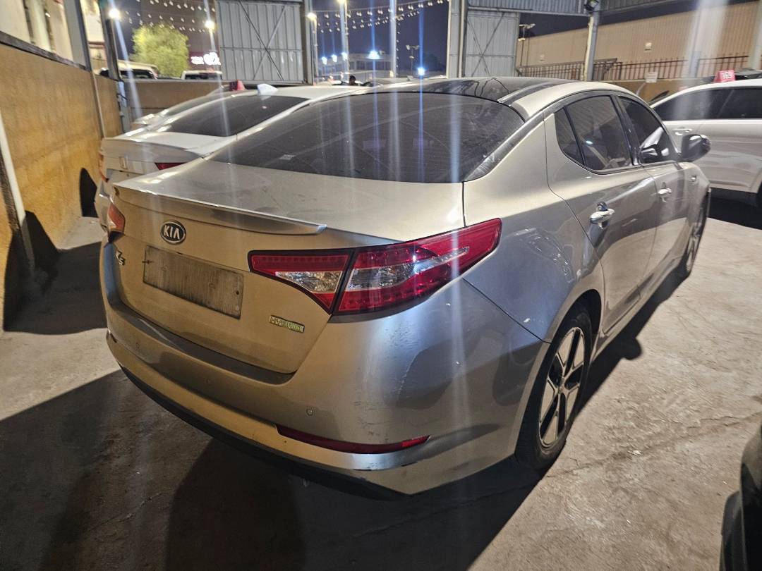 2013 KIA K5 — 231725 KM — Lot 016341 — Main - Marhaba Auctions Used Cars - Image 4