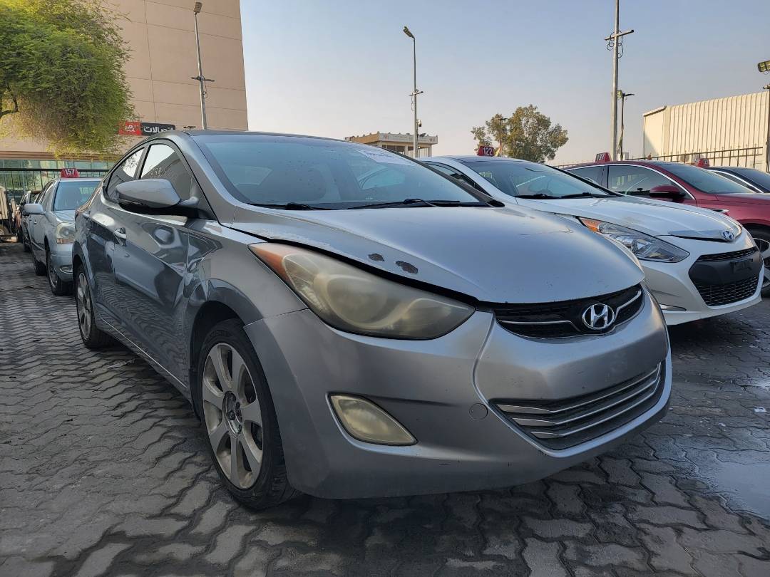 2013 HYUNDAI ELANTRA — 151992 Miles — Lot 38828400 — Souq - Marhaba Auctions Used Cars - Image 4