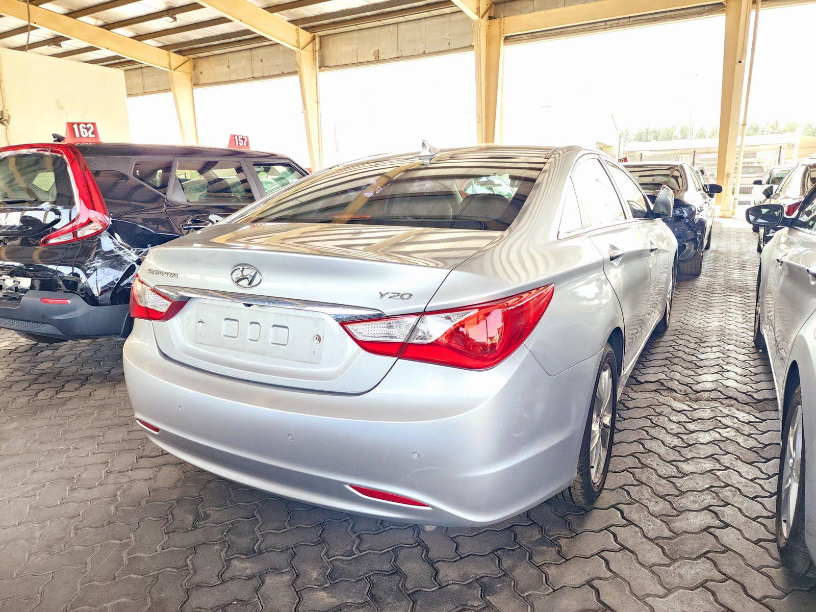 2012 HYUNDAI SONATA — 269089 KM — Lot 364368 — Souq - Marhaba Auctions Used Cars - Image 3