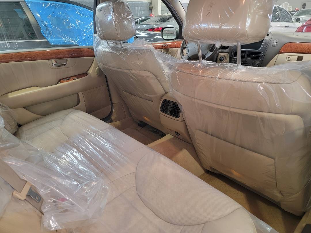2004 LEXUS LS 430 — 235454 Miles — Lot 159520 - Marhaba Auctions Used Cars - Image 4