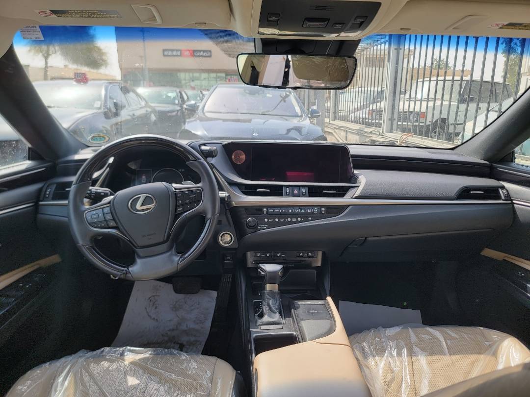 2020 LEXUS ES 350 — 35144 Miles — Lot 74891683 — Main - Marhaba Auctions Used Cars - Image 7