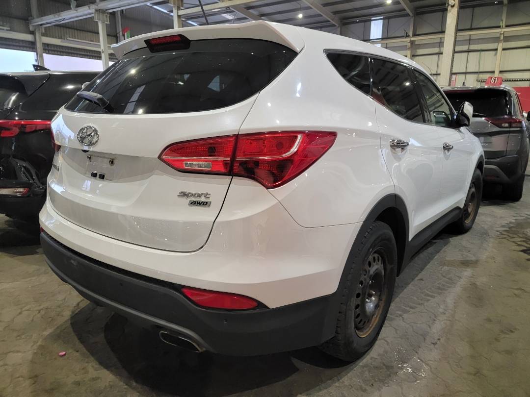 HYUNDAI SANTA FE SPORT 2013 - Marhaba Auction Used Cars - Image 3