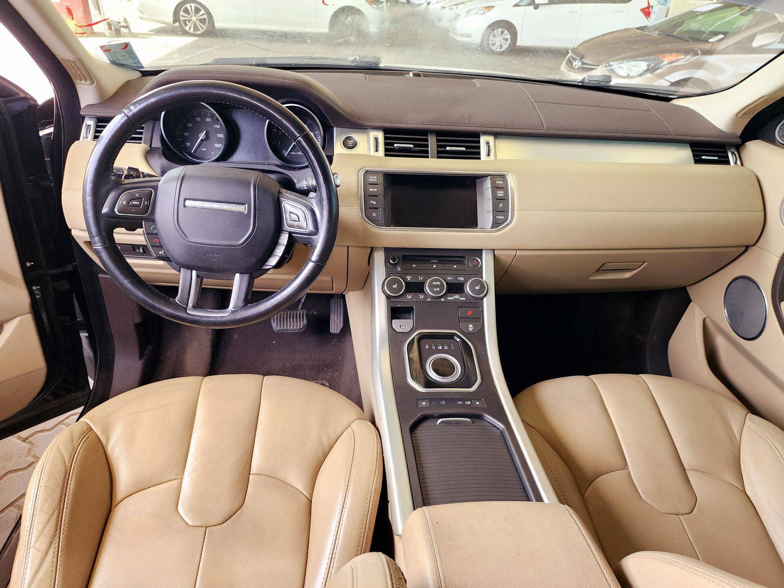 2013 LAND ROVER RANGE ROVER EVOQUE — 163385 Miles — Lot DH717069 — Souq - Marhaba Auctions Used Cars - Image 7