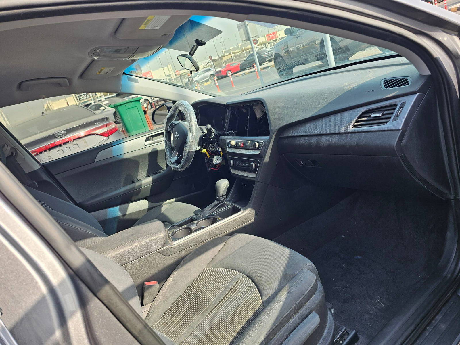 HYUNDAI SONATA 2019 - Marhaba Auction Used Cars - Image 8