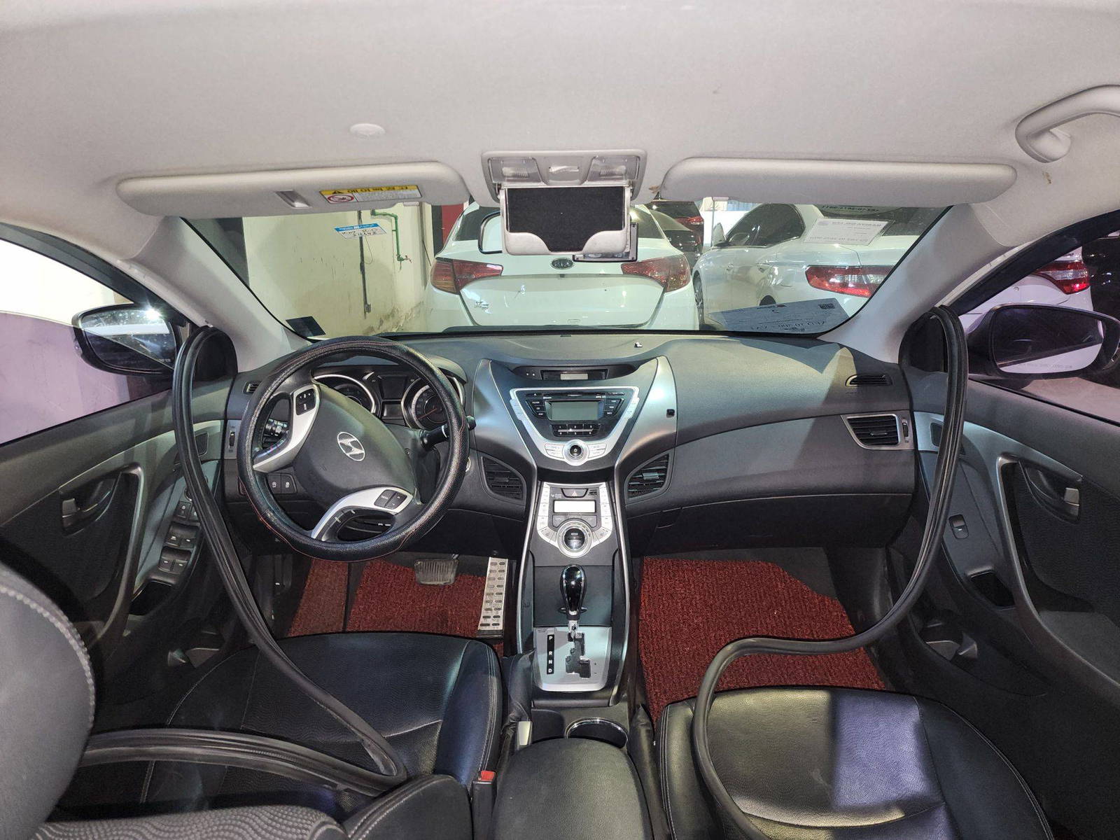 2012 HYUNDAI AVANTE — 216643 KM — Lot 468406 — Main - Marhaba Auctions Used Cars - Image 9